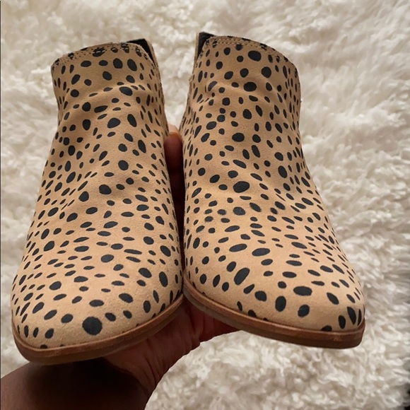 Booties - Picture 4 of 5